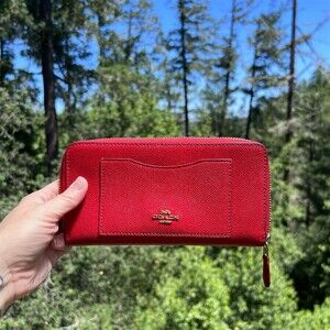 COACH Long Zip-Around Red Crossgrain Leather Wallet w Gold Hardware AUTHENTIC